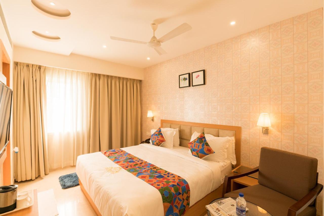 Kvr Capitol Suites 비자야와다 외부 사진