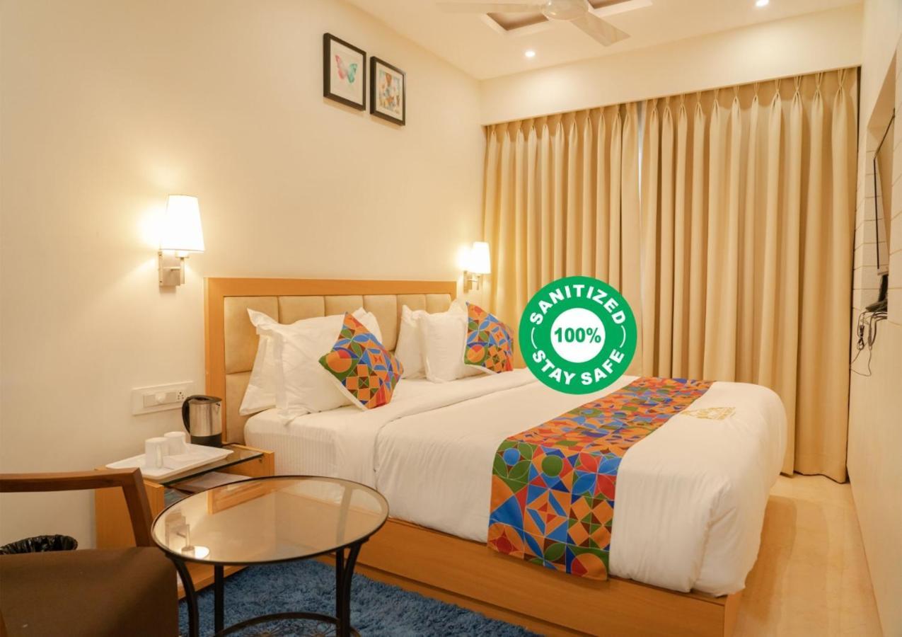 Kvr Capitol Suites 비자야와다 외부 사진